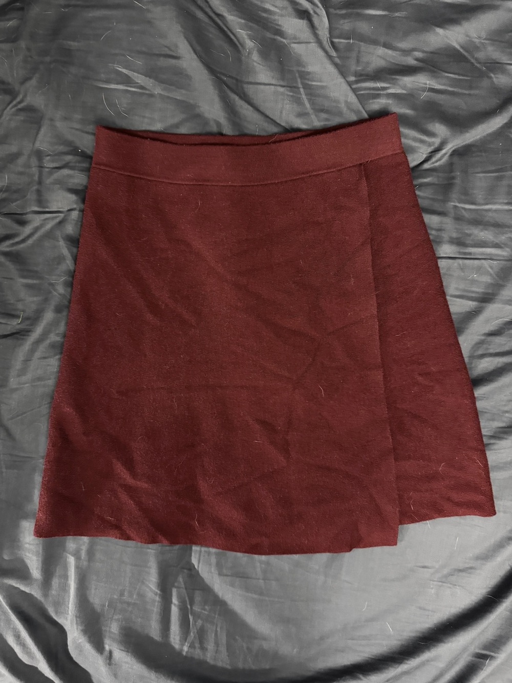 Wine Wrap-Style Stretchy Midi Skirt